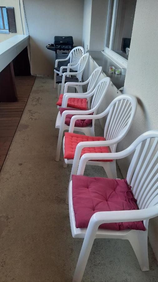 Large Apartment 8Beds Great For Family And Friends, Mountain View อัมเดน ภายนอก รูปภาพ